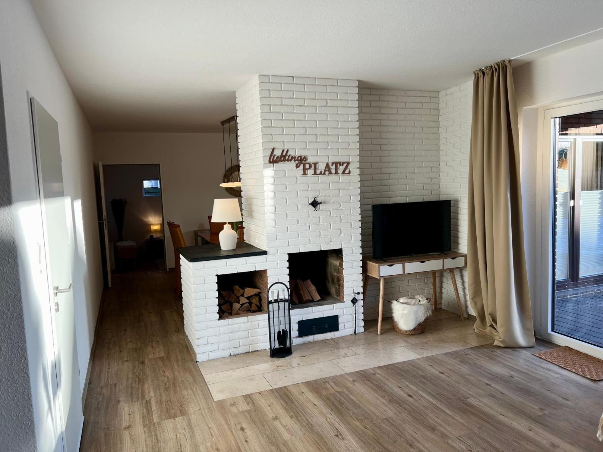 Apartment Zum Weissen Hahn *